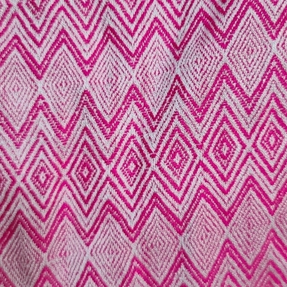 Unbranded wrap/scarf fringed chevron 24x68 inches - Picture 3 of 4